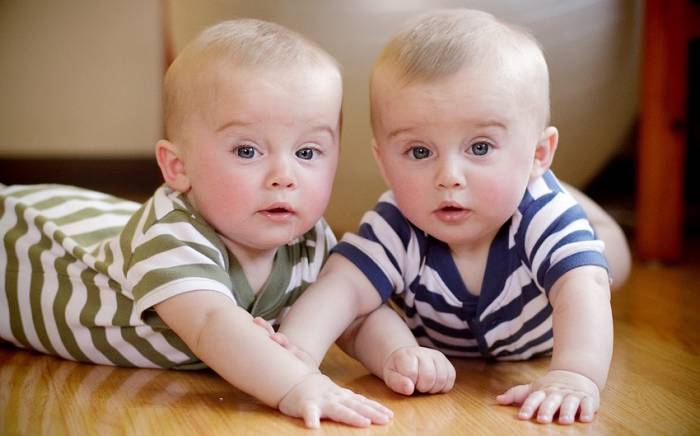 Стало известно число близнецов и тройняшек, родившихся в Азербайджане в этом году
