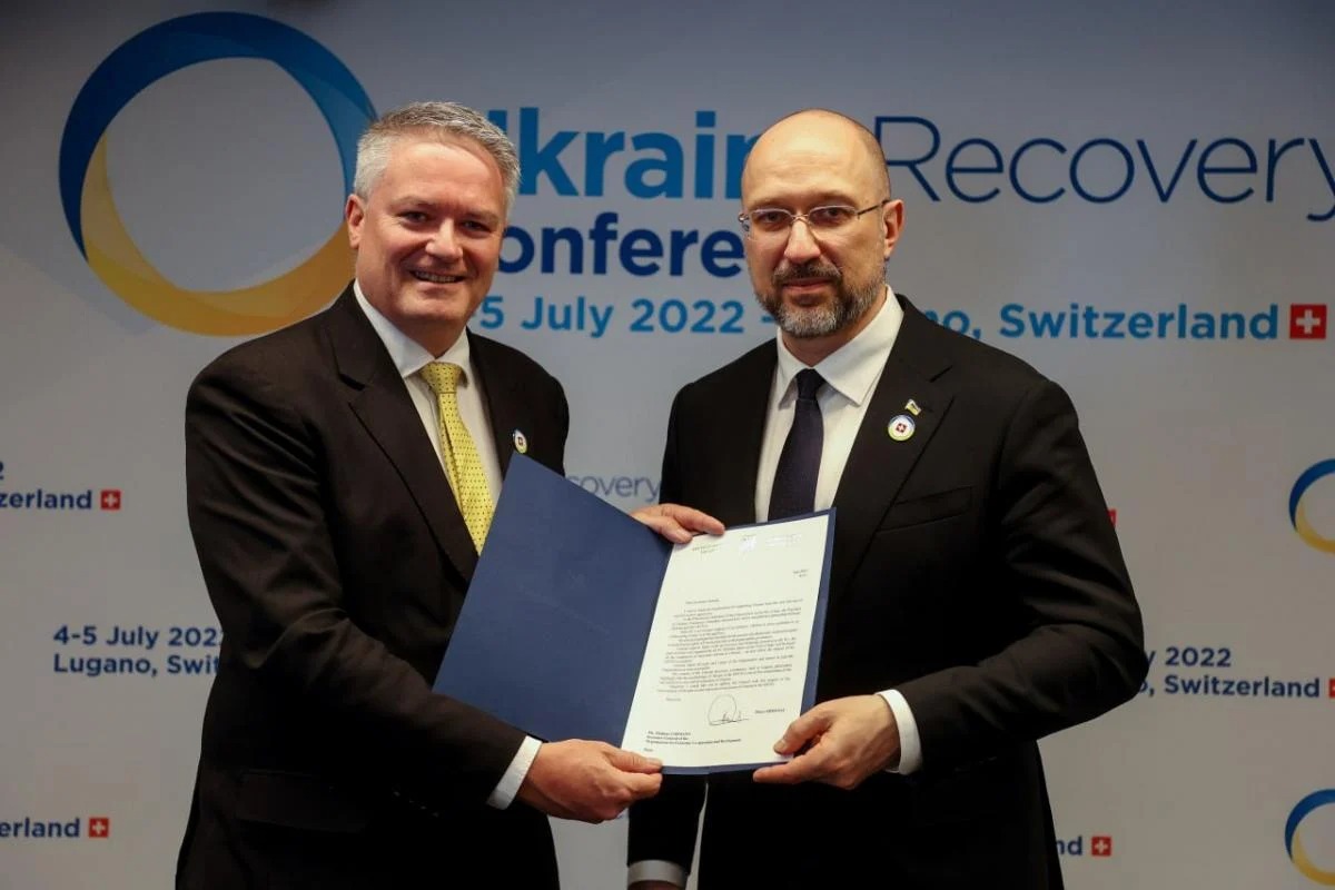 Украина подала заявку на вступление в ОЭСР - Шмыгаль
