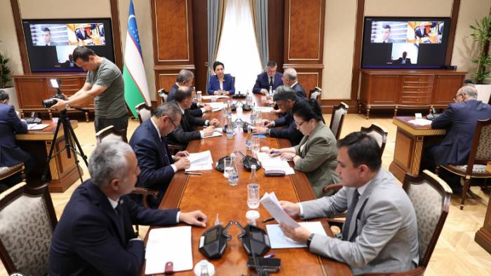 Парламент Узбекистана создал комиссию по расследованию беспорядков в Каракалпакстане
