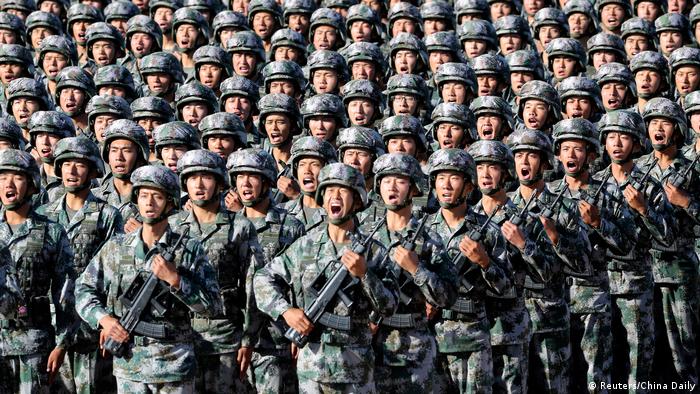 Армия Китая призвала готовиться к войне
