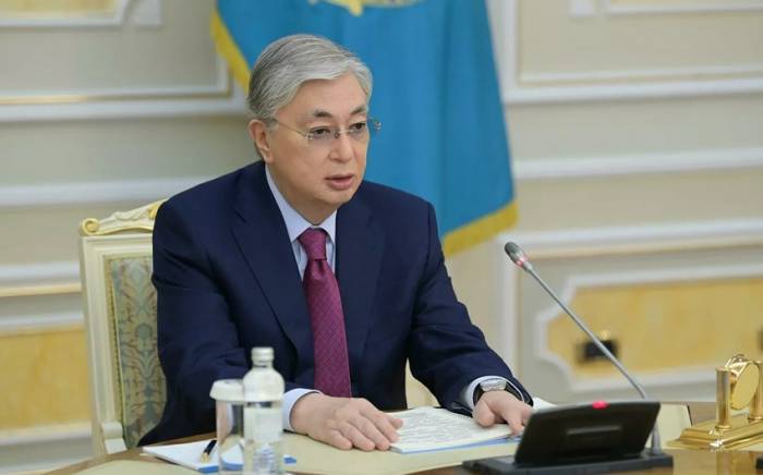 Токаев назвал Транскаспийский маршрут приоритетным направлением для Казахстана
