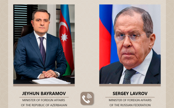 Джейхун Байрамов и Сергей Лавров подчеркнули важность полной реализации трехсторонних заявлений
