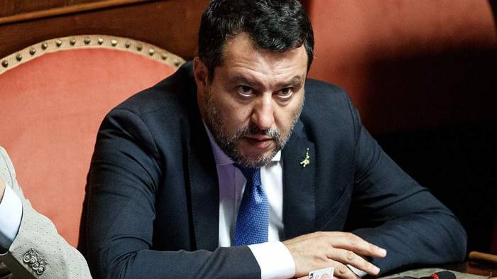 Экс-министр внутренних дел Италии призвал Запад к диалогу с Россией
