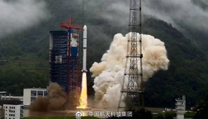 Китай вывел на орбиту группу спутников дистанционного зондирования
