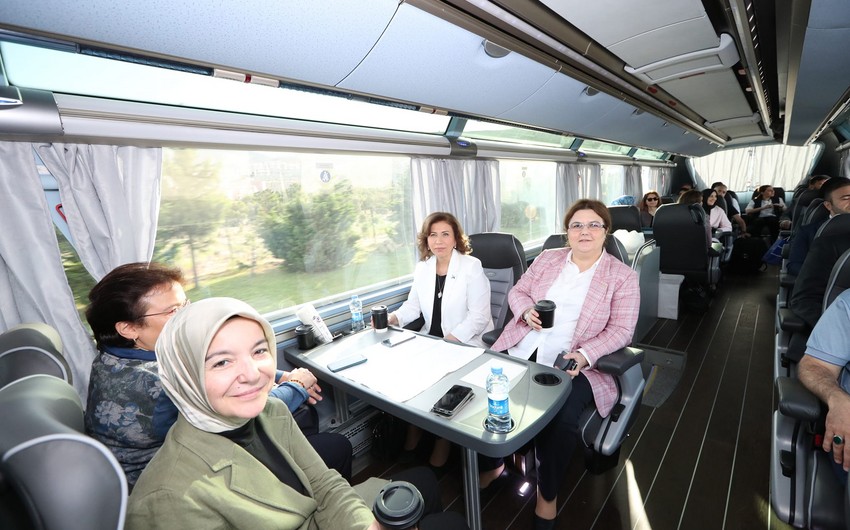Министр по делам семьи и социальных услуг Турции отправилась в Шушу
