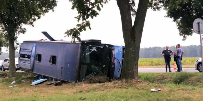 В Польше перевернулся автобус из Гомеля с 47 пассажирами
