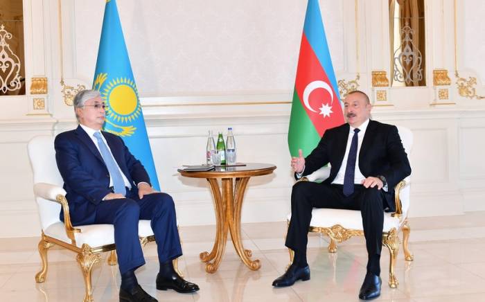 Состоялась встреча президентов Азербайджана и Казахстана в формате один на один
