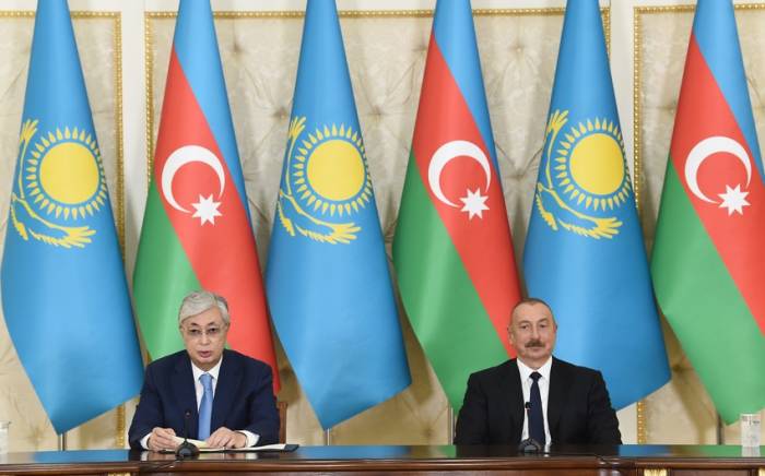Токаев: Азербайджан представляет особый интерес для Казахстана в плане развития транспортных коридоров 
