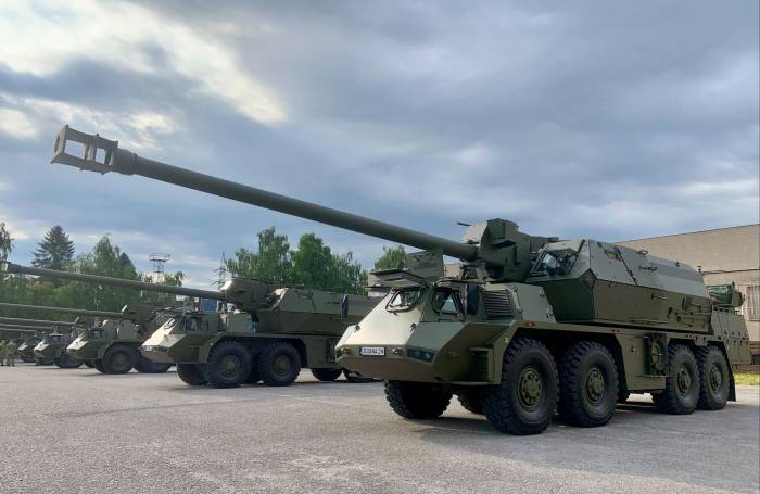 Словакия передала Украине партию артиллерийских установок
