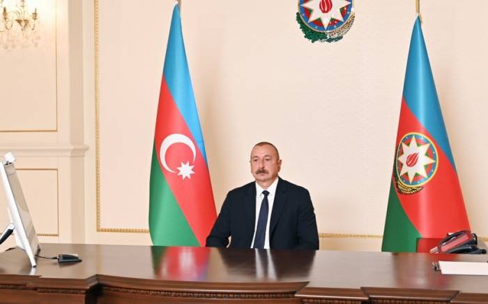 Ильхам Алиев принял участие в открытии Центра молодых художников и Музея государственной символики в Агсу
