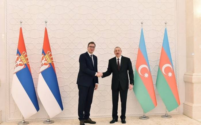 Президент Сербии позвонил Ильхаму Алиеву
