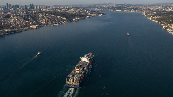 Турция увеличит стоимость прохода через Босфор и Дарданеллы в пять раз
