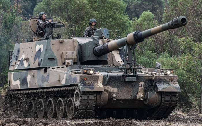 Южная Корея поставит Польше танки и гаубицы
