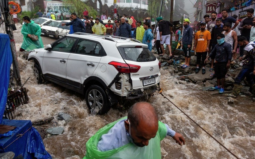 В Индии 22 человека погибли в результате оползней и наводнений