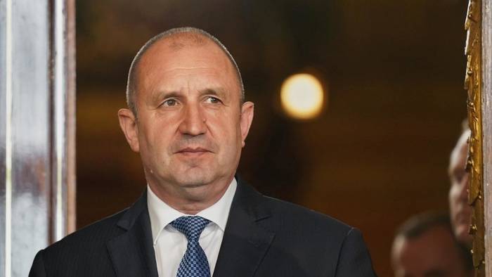 Президент Болгарии распустил парламент и объявил досрочные выборы
