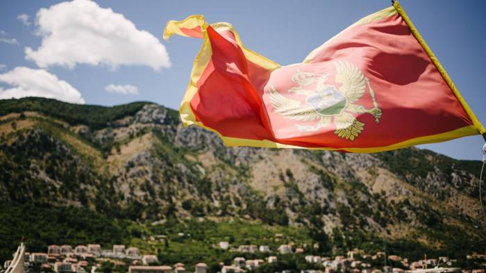 Черногория объявила персоной нон грата российского дипломата
