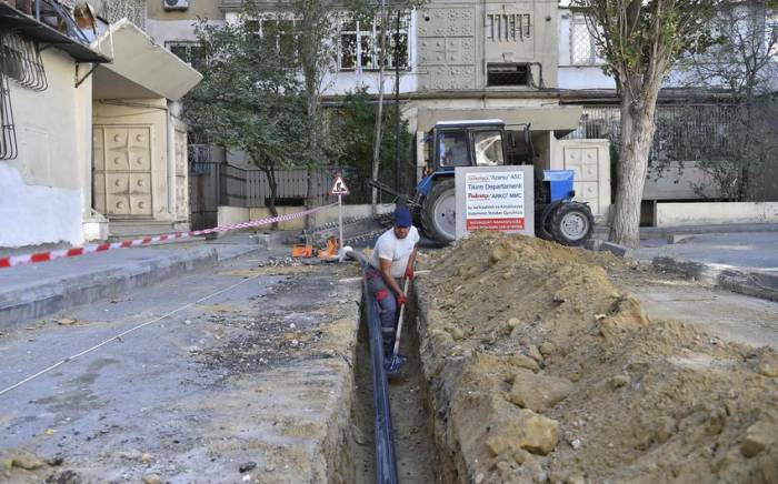 "Азерсу" обновляет системы водоснабжения жилых домов в Ясамальском районе Баку -ФОТО
