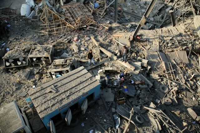 Число погибших при израильском авиаударе в секторе Газа выросло до семи

