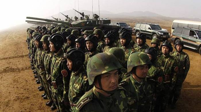 Армия Китая провела боевые стрельбы на учениях у Тайваня
