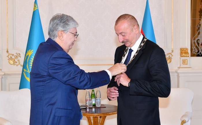 Президент Ильхам Алиев награжден высшим орденом Казахстана
