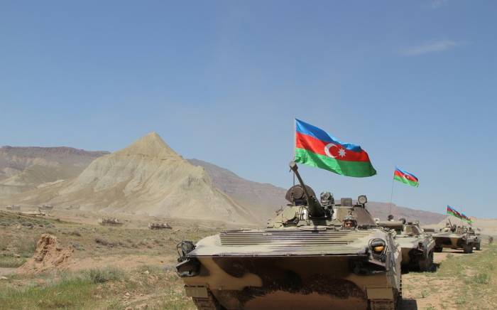 Азербайджанская армия установила контроль над рядом стратегических высот
