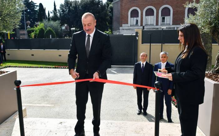 Ильхам Алиев принял участие в открытии нового здания посольства Азербайджана в Италии -ОБНОВЛЕНО -ФОТО

