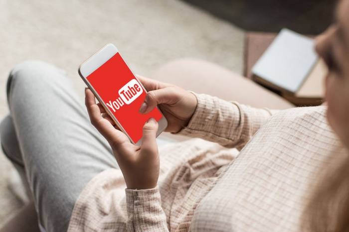 Названа странная особенность алгоритмов YouTube
