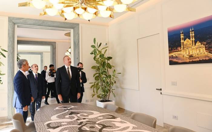Президент Ильхам Алиев ознакомился с выставкой живописи “Мой Азербайджан” в Италии -ФОТО

