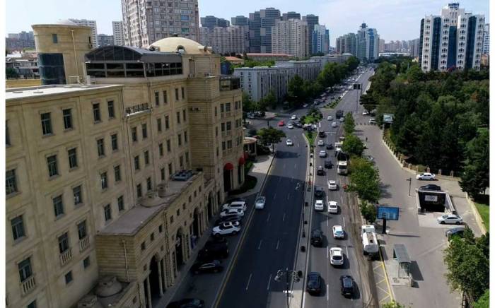 В Баку полностью сняты ограничения движения на Тбилисском проспекте
