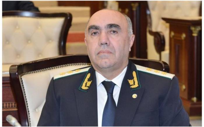 Может ли экс-генпрокурор Закир Гаралов покинуть пределы Азербайджана?
