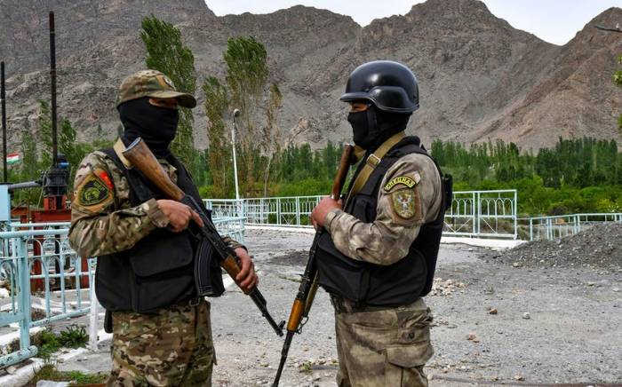 Между пограничниками Кыргызстана и Таджикистана произошла перестрелка
