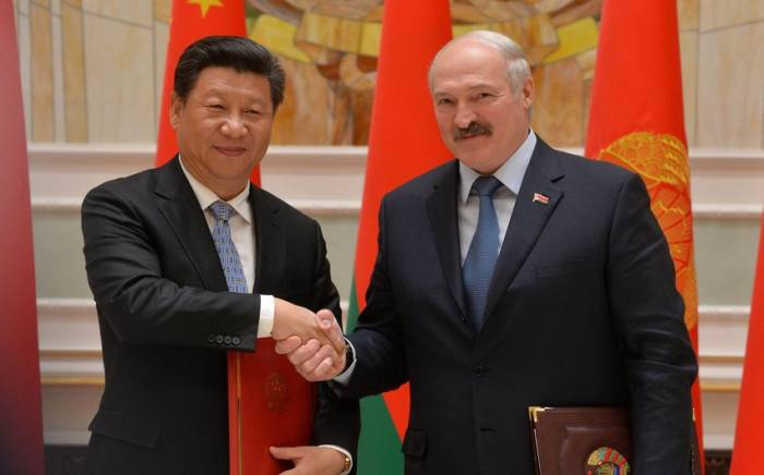 Лукашенко и Цзиньпин могут встретиться после съезда Коммунистической партии Китая
