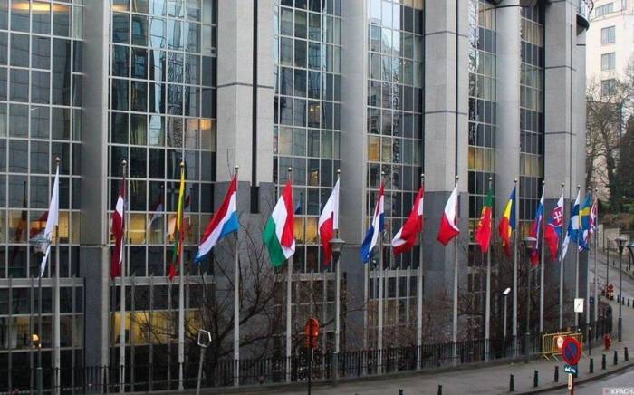 Европарламент одобрил ускоренное предоставление Киеву транша на 5 млрд евро
