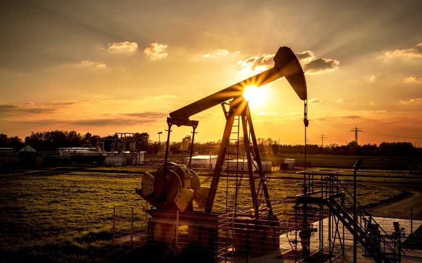 Азербайджан экспортировал 18 млн тонн нефти и 14 млрд кубометров газа