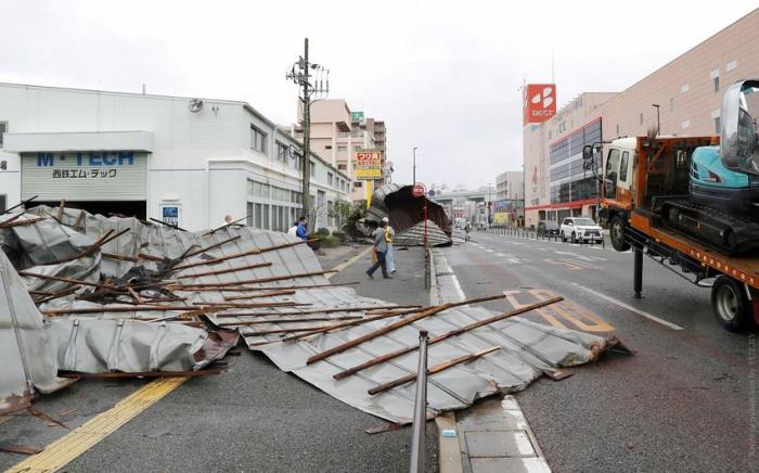 В Японии из-за последствий тайфуна без воды остались около 55 тыс. домов
