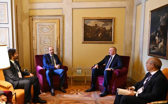Президент Азербайджана встретился с министром инвестиций Саудовской Аравии в итальянском Черноббио
