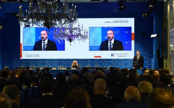 Ильхам Алиев рассказал о потенциале ветряных, солнечных и гидроэлектростанций в Карабахе и Зангезуре
