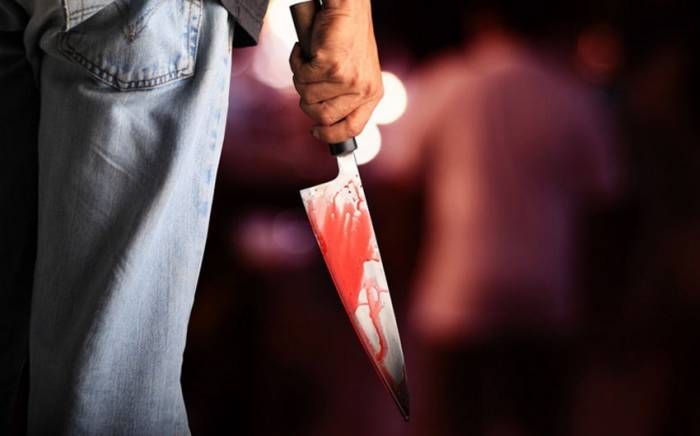 В Баку 32-летний мужчина получил ножевые ранения
