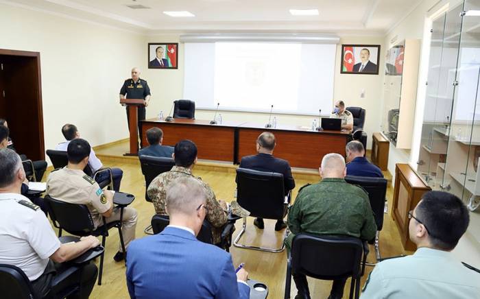 Военные атташе проинформированы о масштабной провокации Армении
