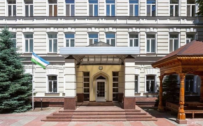Посольство Узбекистана в Киеве призвало своих граждан покинуть Украину
