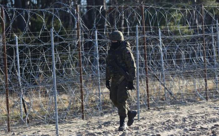 Польша построит электронное заграждение на границе с Россией
