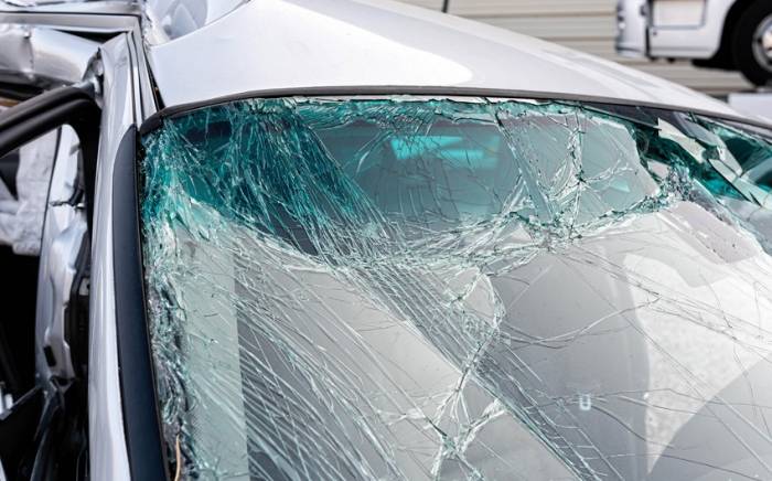В Сумгайыте автомобиль съехал в овраг, водитель скончался в больнице 
