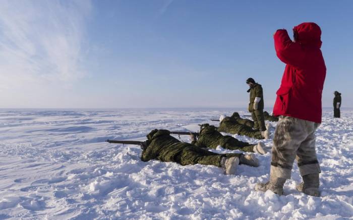 Канада намерена усилить военное присутствие в Арктике
