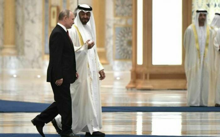 Путин проведет переговоры с президентом ОАЭ в Санкт-Петербурге
