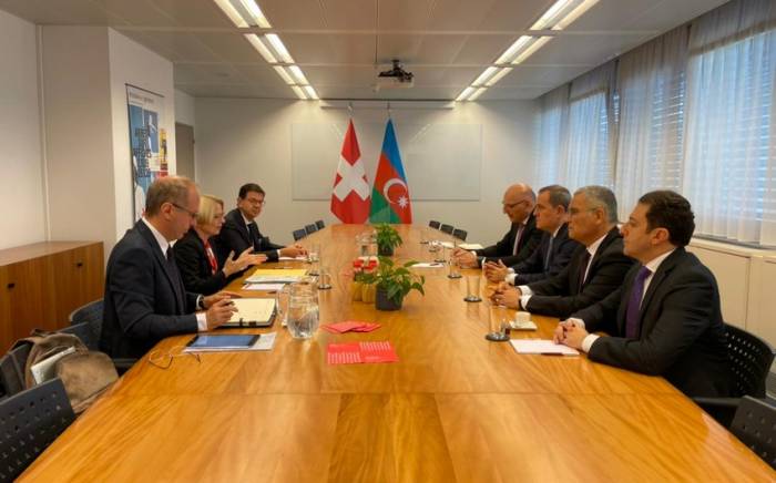 Глава МИД Азербайджана проинформировал госсекретаря Швейцарии о встрече с Мирзояном

