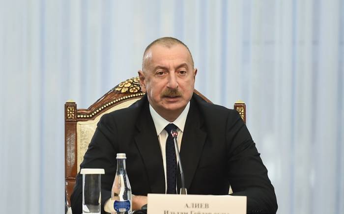 Ильхам Алиев поблагодарил Садыра Жапарова за приглашение посетить Кыргызстан с государственным визитом

