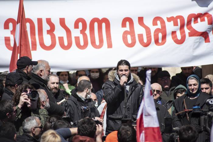 В Тбилиси проходит акция протеста с требованием отставки мэра города
