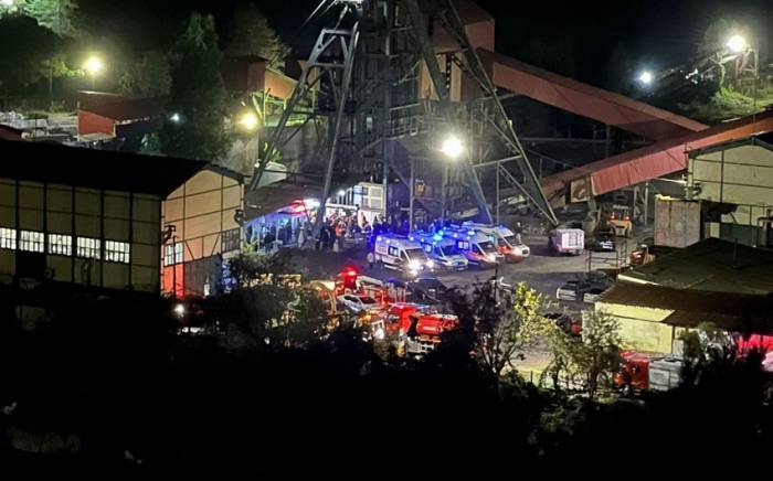 Число жертв взрыва на шахте в Турции возросло до 28
