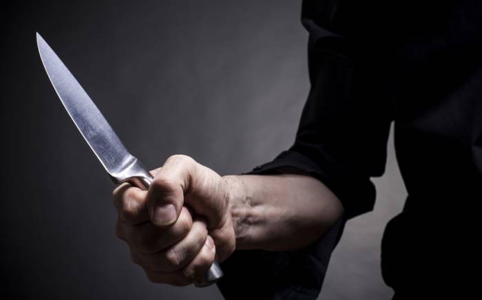 В Баку ножевое ранение получил 25-летний парень
