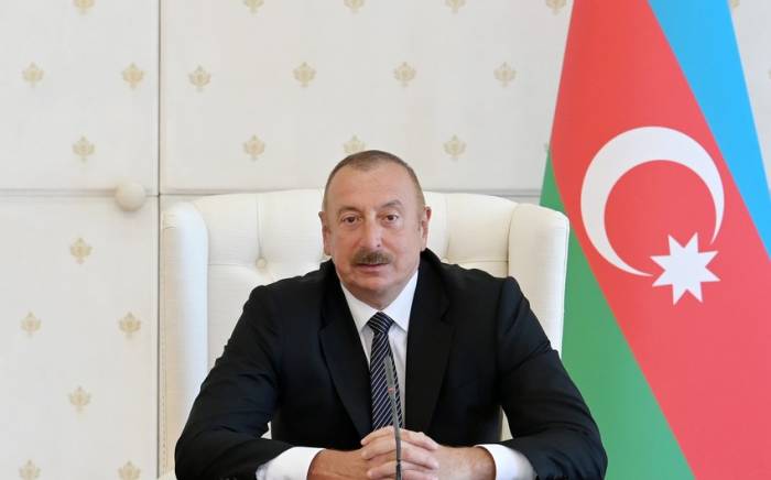 Ильхам Алиев: Придаем большое значение дружеским отношениям между Азербайджаном и Великобританией
